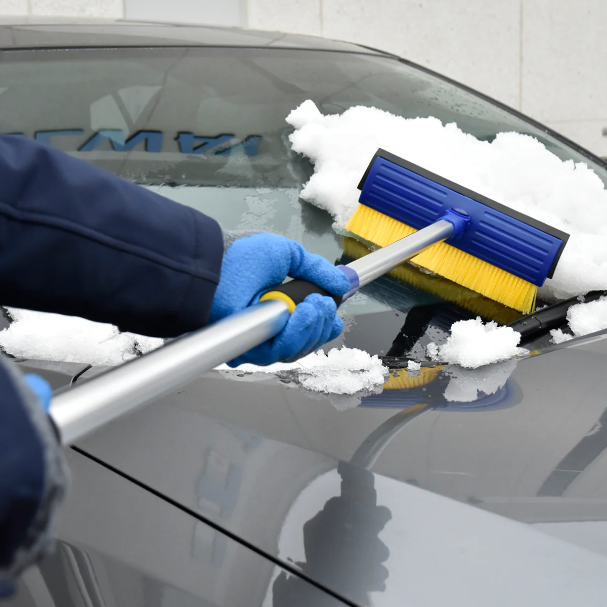 Toolway 56 in. Snow Brush Ice Scraper and Squeegee with Steel Extend Handle - Image 4